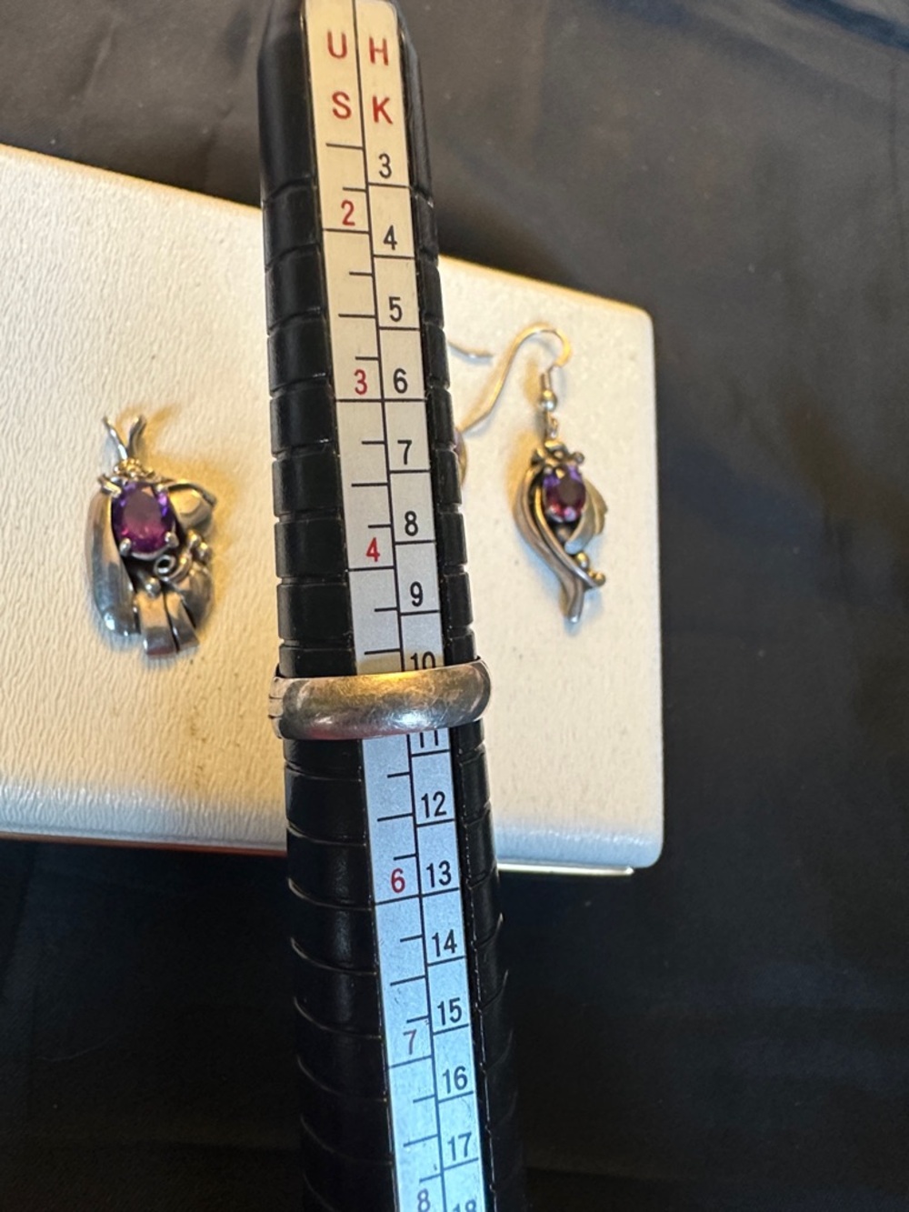 Sterling Silver Purple Amethyst Jewelry Set - Ring, Pendant & Earrings 14g - Picture 4 of 8